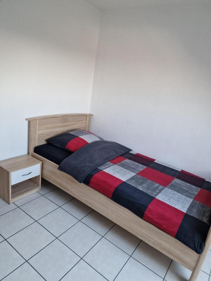 Monteurzimmer/Ferienwohnung Brauckstrasse, 格拉德贝克 外观 照片
